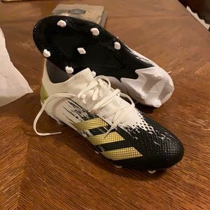 Adidas predator 20.3 cleats